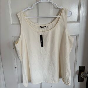NWT Nic + Zoe scoop neck tank in bone (ivory white) size 2x
